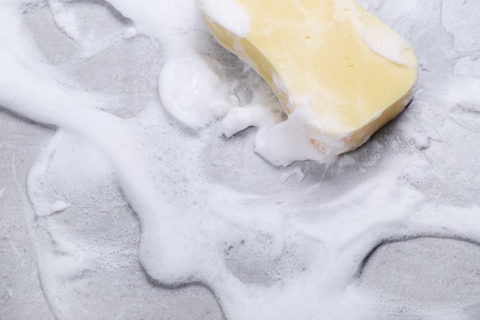 Мыло и воски